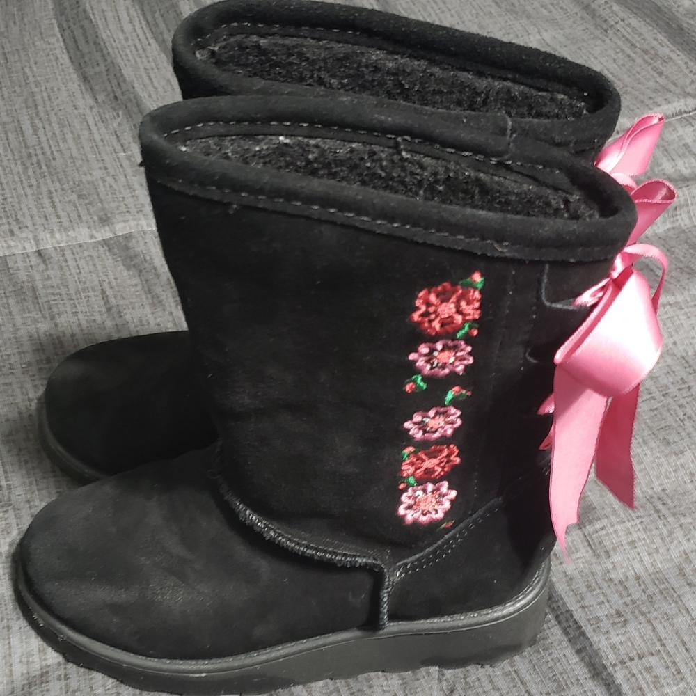 Bearpaw Boots